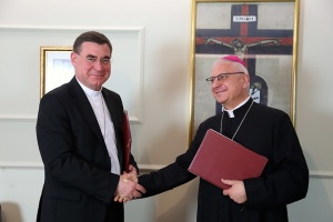 biskupi marczak i miziński